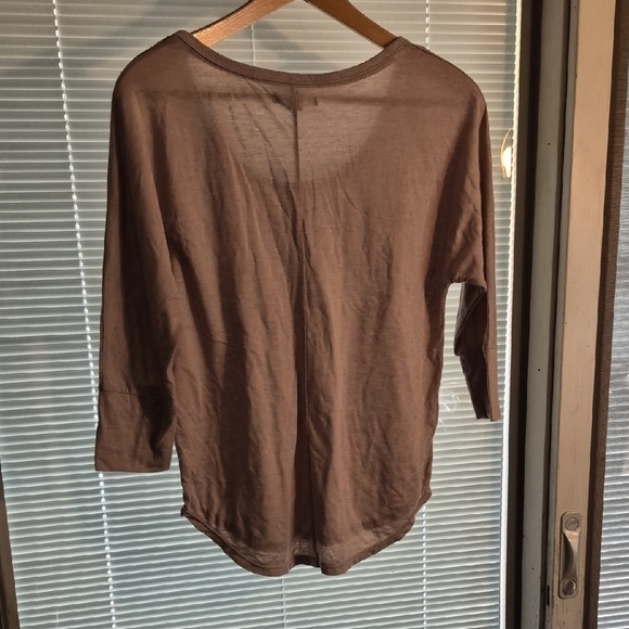 American Eagle Outfitters Tan 3/4 Length Sleeve Top Small - Picture 3 of 4